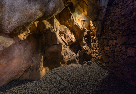 Jaskinia Skrzatów, góry Taurus